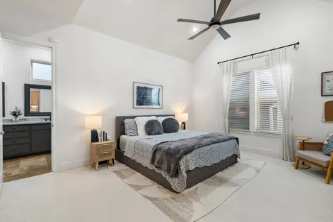 $384,000 | 8726 Kempwood Drive, Houston, TX 77080