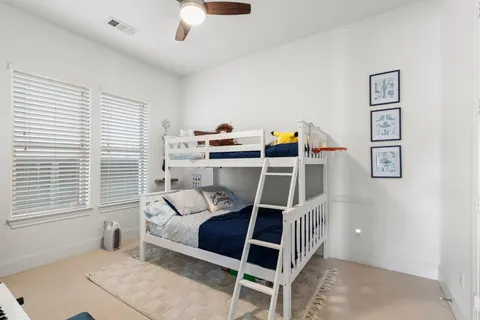 $384,000 | 8726 Kempwood Drive, Houston, TX 77080