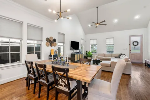 $384,000 | 8726 Kempwood Drive, Houston, TX 77080