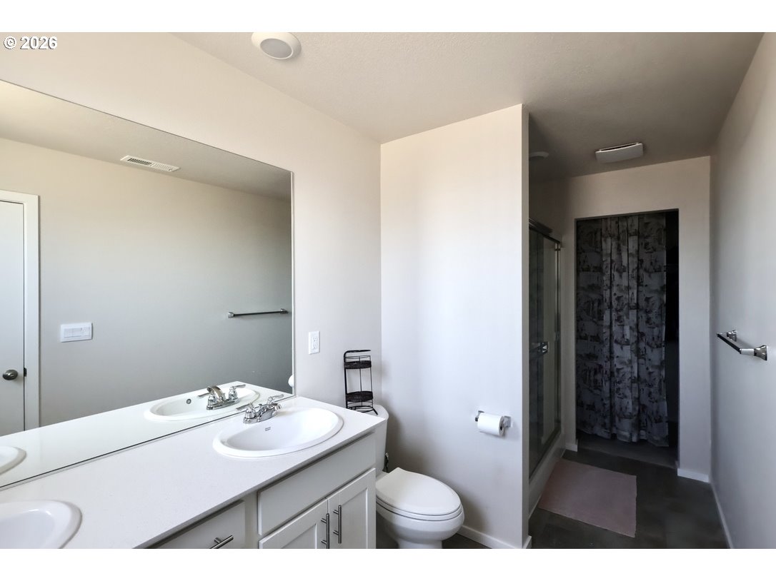 2289 30th Place Springfield, OR 97477 - Photo 5 of 14 Gallery Image 5