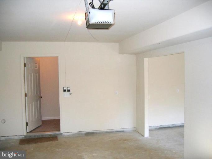 98 Quarry Road Stafford, VA 22554 - Photo 12 of 16 Garage 1