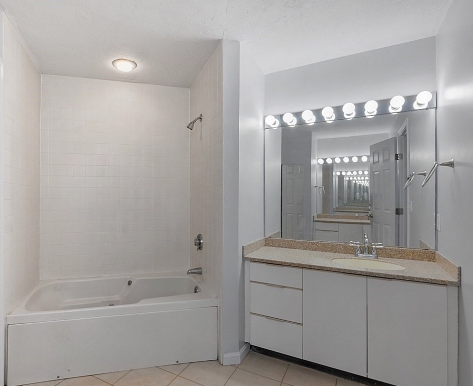 23 Pointe Rok Drive, Unit 23 Worcester, MA 01604 - Photo 21 of 40 Gallery Image 21