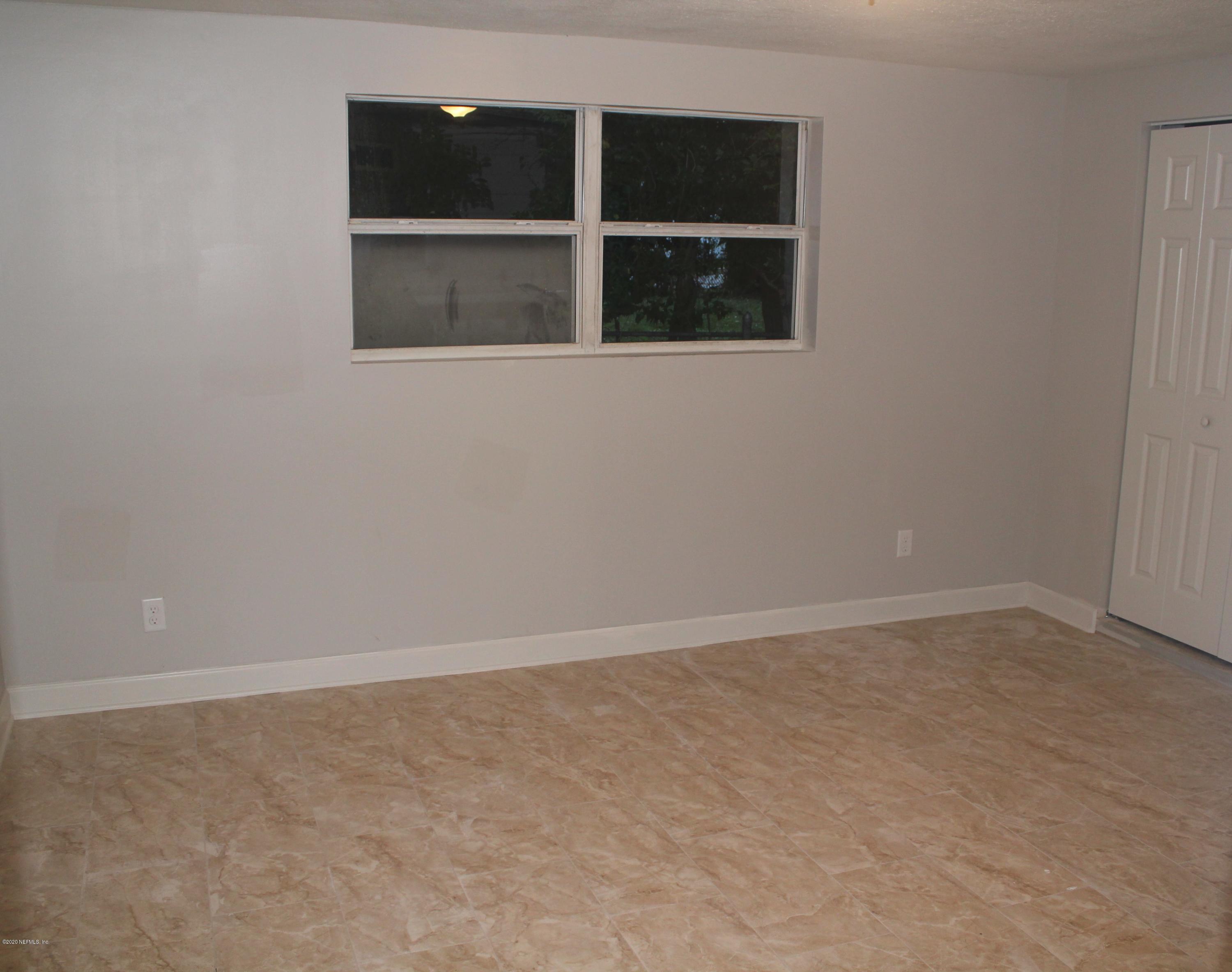 6915 King Arthur Road Jacksonville, FL 32211 - Photo 12 of 17 92bdrm4optionalA