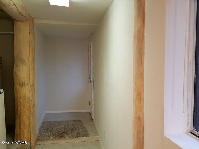 1128 East Maricopa Drive Springerville, AZ 85938 - Photo 25 of 28 a view of hallway with sink