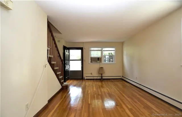 $2,500 | 56 Mozart Street, West Hartford, CT 06110