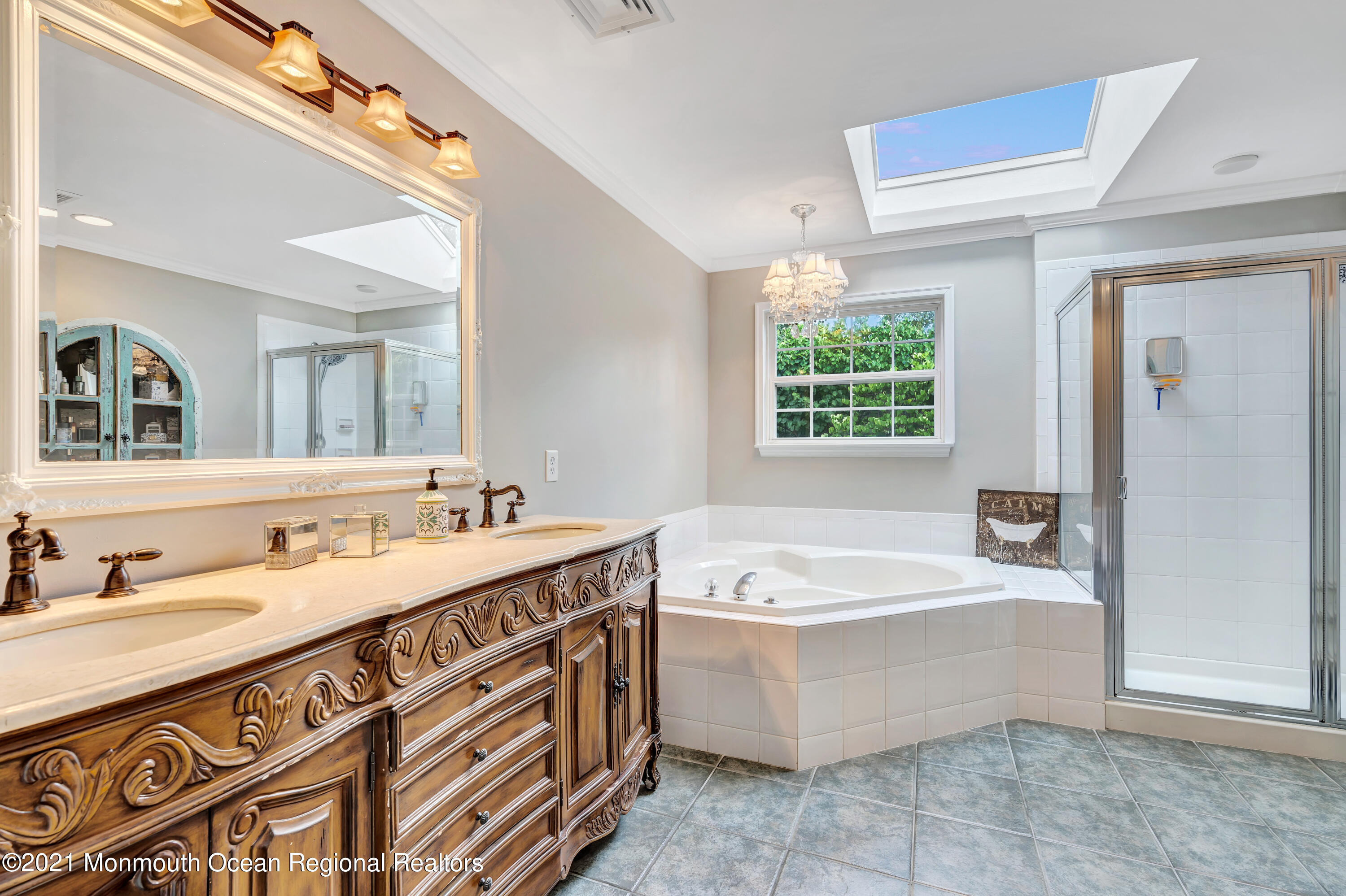 429 Meadowood Road Jackson, NJ 08527 - Photo 29 of 65 bedsbaths (5)