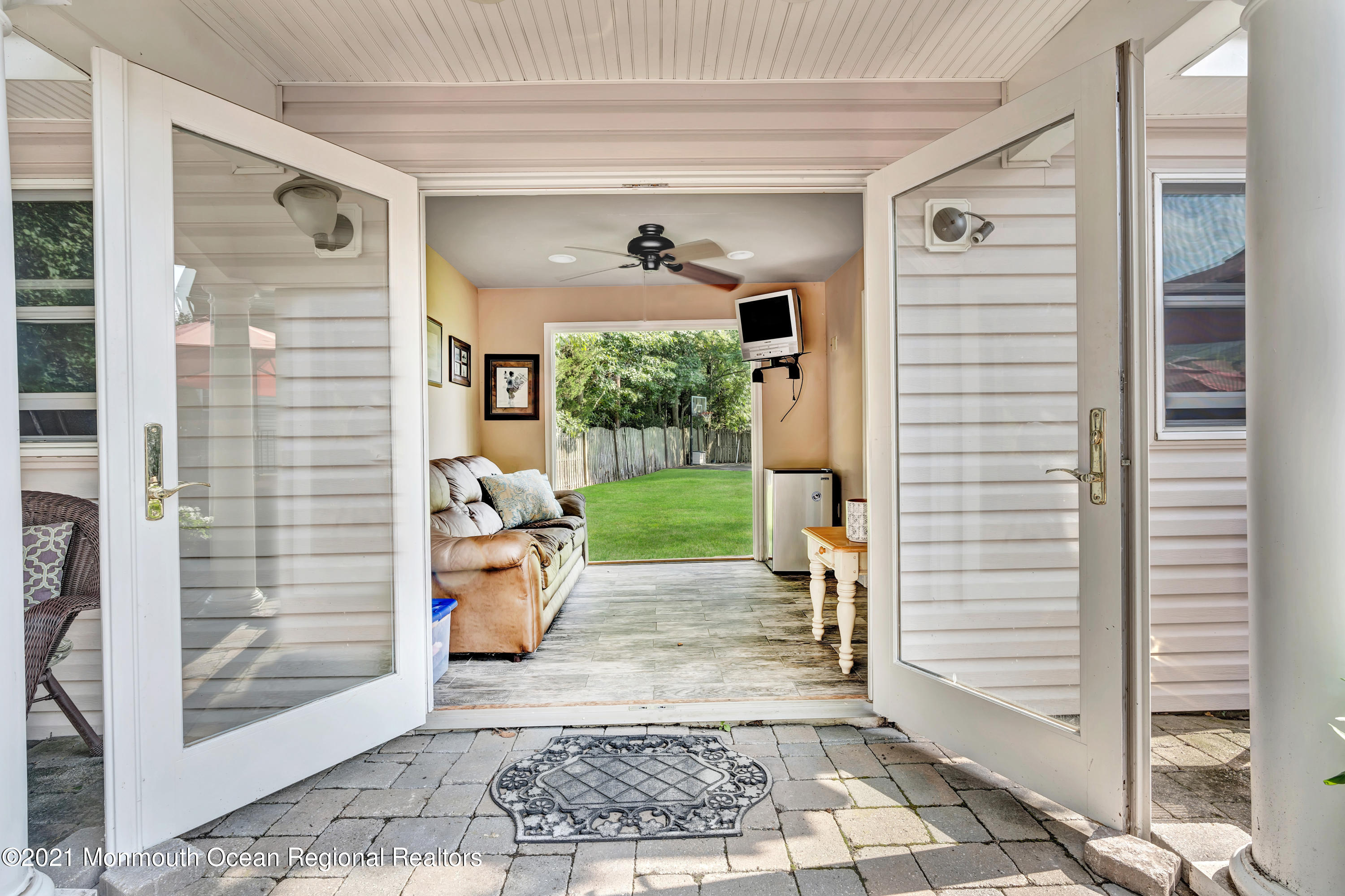 429 Meadowood Road Jackson, NJ 08527 - Photo 36 of 65 3 (1)