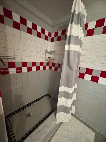 $320,000 | 6445 Southwest 116th Place, Unit A, Miami, FL 33173