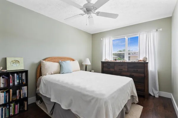 $187,000 | 2950 Southeast Ocean Boulevard, Unit 1196, Stuart, FL 34996
