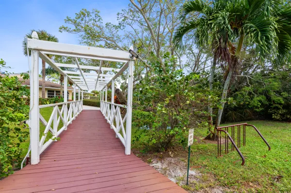 $187,000 | 2950 Southeast Ocean Boulevard, Unit 1196, Stuart, FL 34996