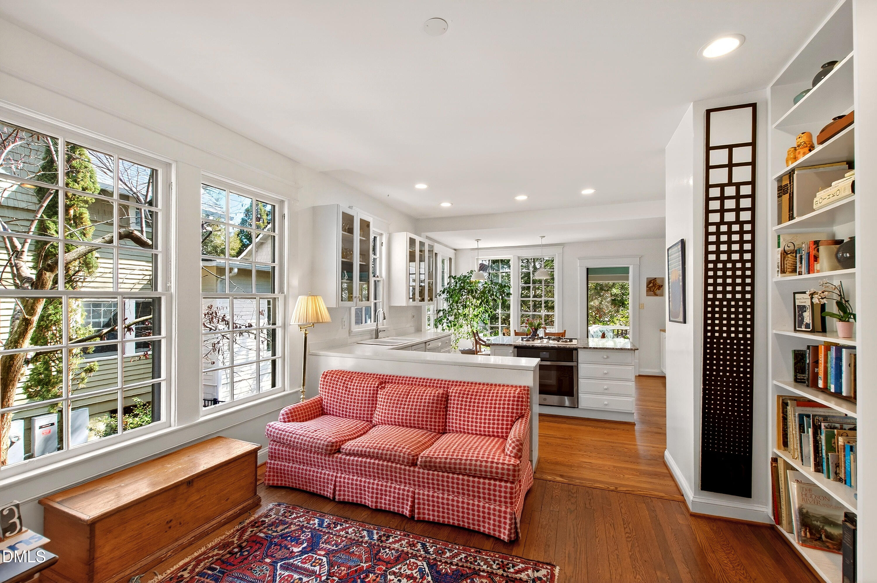 120 Forest Road Raleigh, NC 27605 - Photo 20 of 38 Keeping Room