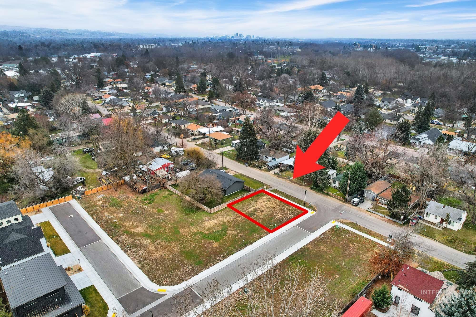 3002 North Water Run Lane Boise, ID 83703 - Photo 2 of 12