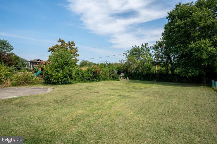 8411 Allison Lane Rosedale, MD 21237 - Photo 36 of 39 Gallery Image 36