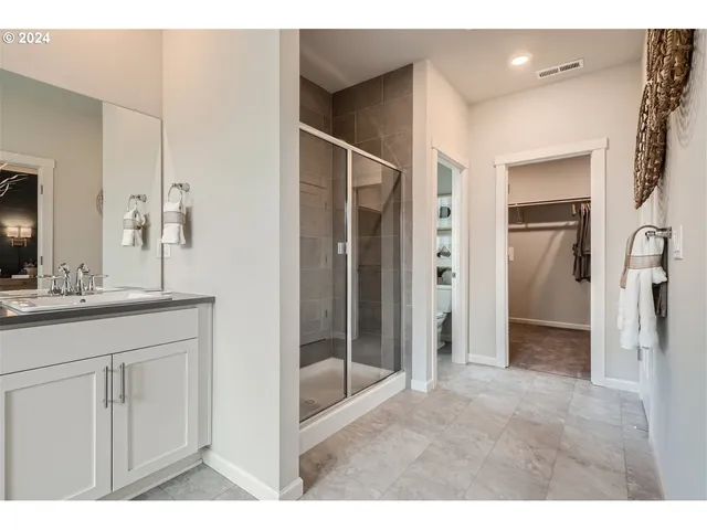 $712,900 | 5435 North 87th Avenue, Camas, WA 98607