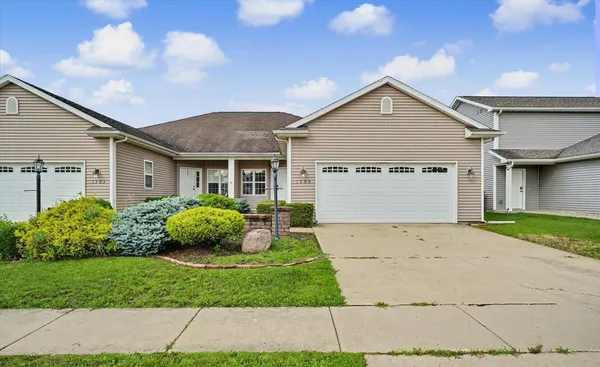 $245,000 | 1505 Stonebluff Court, Champaign, IL 61822