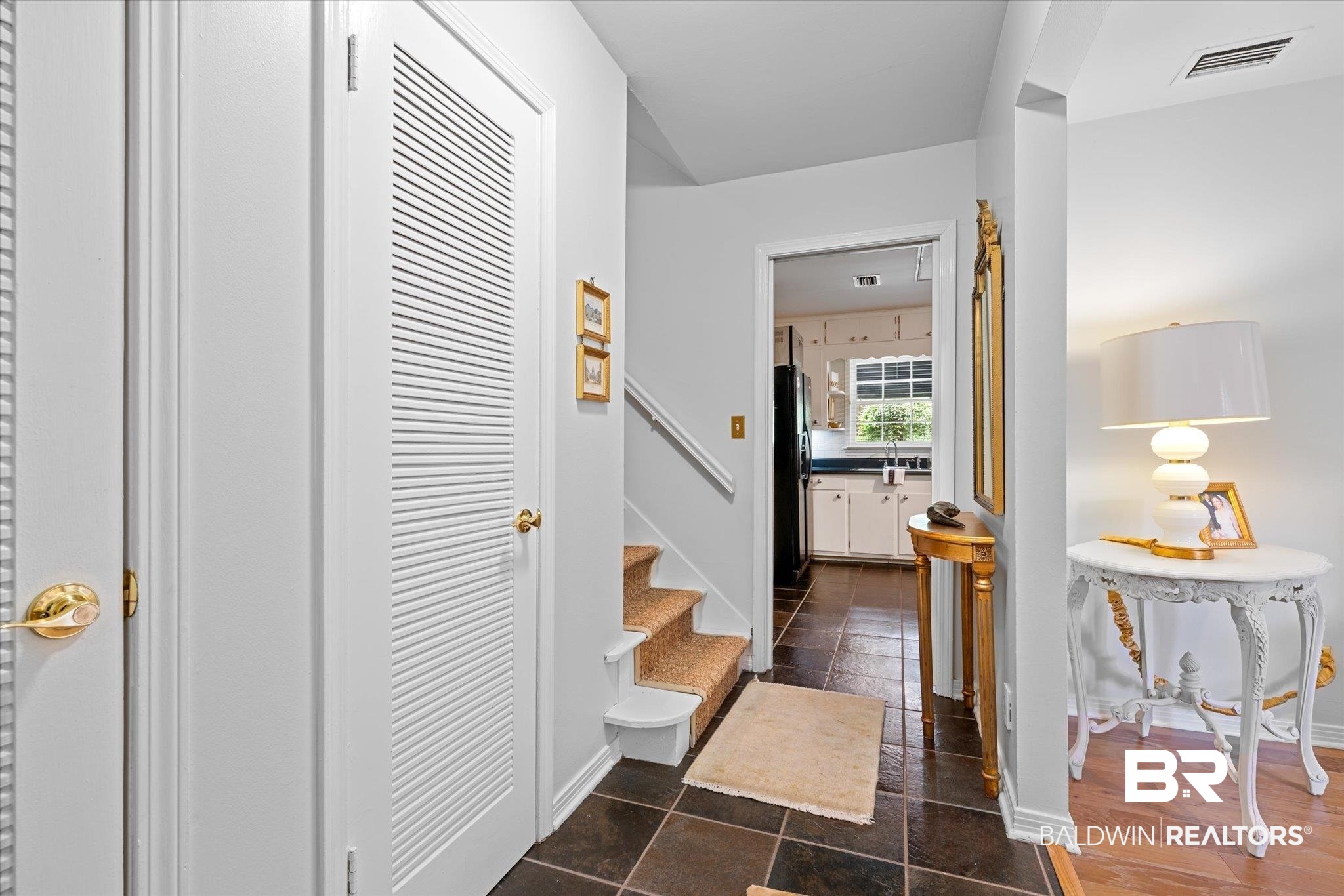 5317 Old Shell Road Mobile, AL 36608 - Photo 3 of 34