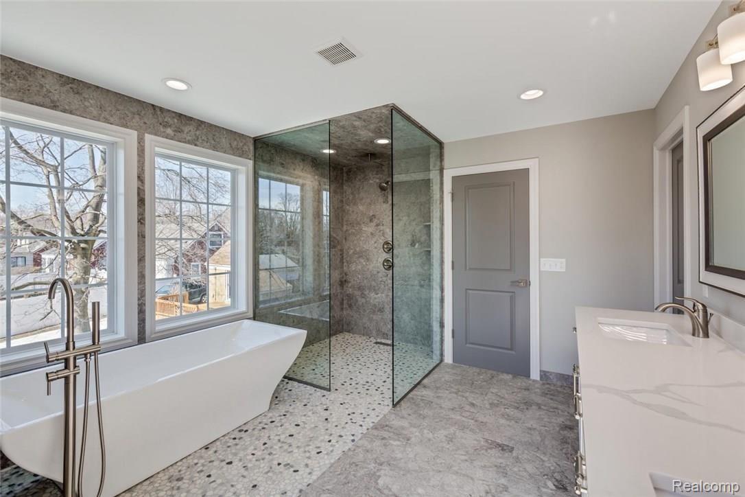 2578 Pembroke Road Birmingham, MI 48009 - Photo 27 of 32 2578 Pembroke Rd Birmingham MI-large-025-15-2578 Pembroke Rd00025-1500x1000-72dpi.jpg
