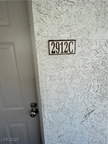 $1,395 | 2912 Bluegill Way, Unit C, Henderson, NV 89014