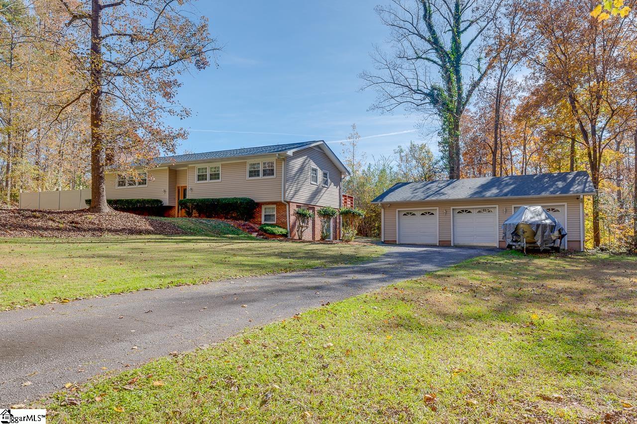 300 Rockingham Road Seneca, SC 29672 - Photo 2 of 36 Gallery Image 2