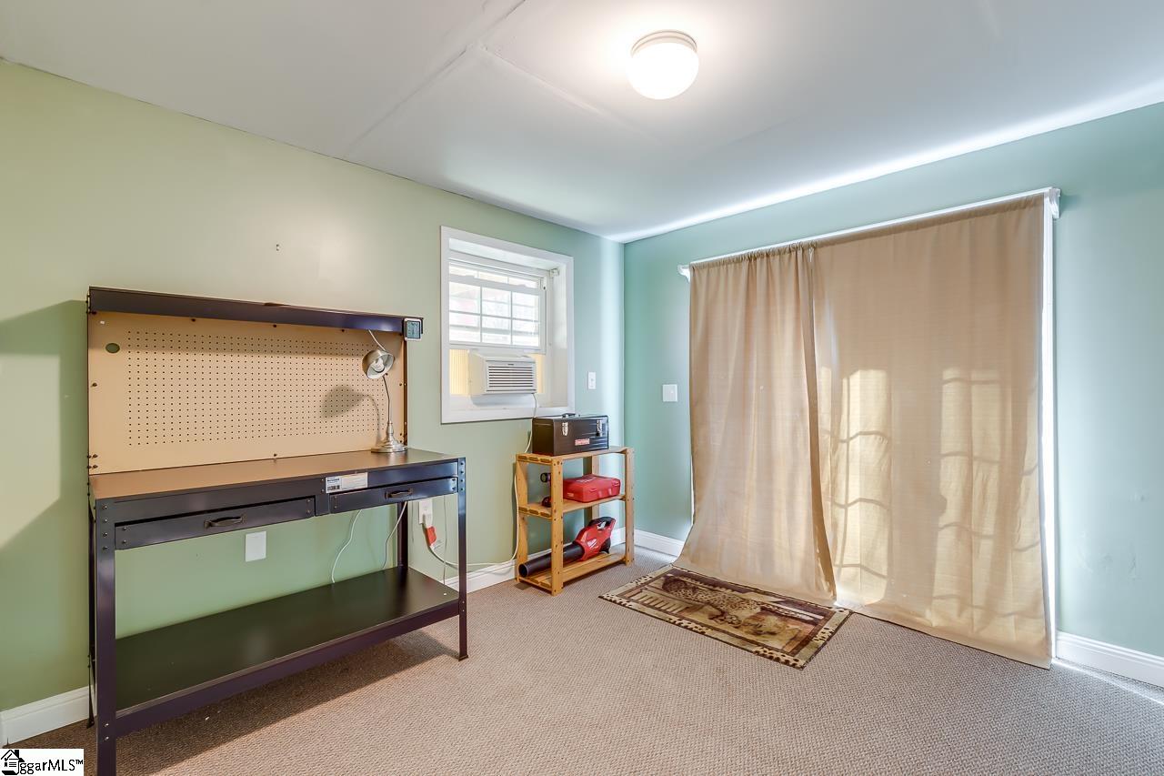 300 Rockingham Road Seneca, SC 29672 - Photo 27 of 36 Gallery Image 27
