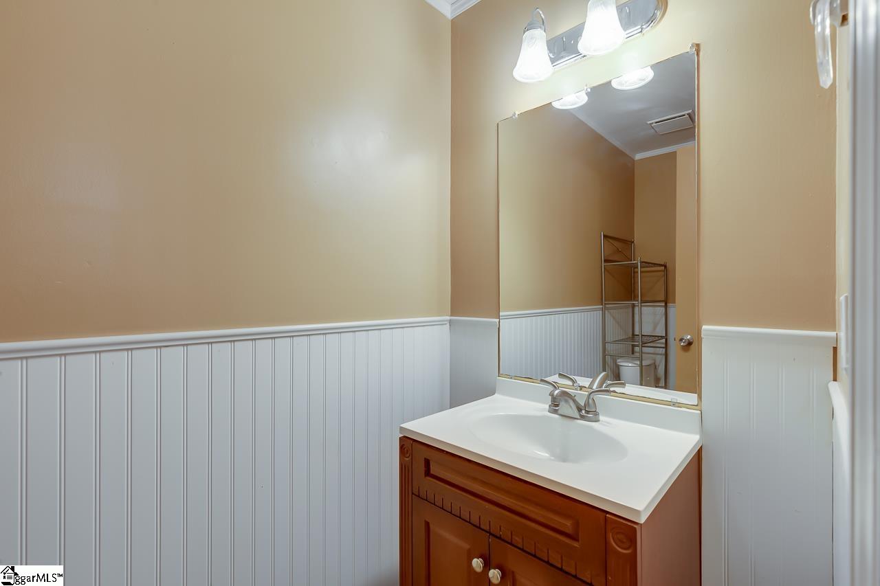 300 Rockingham Road Seneca, SC 29672 - Photo 32 of 36 Gallery Image 32
