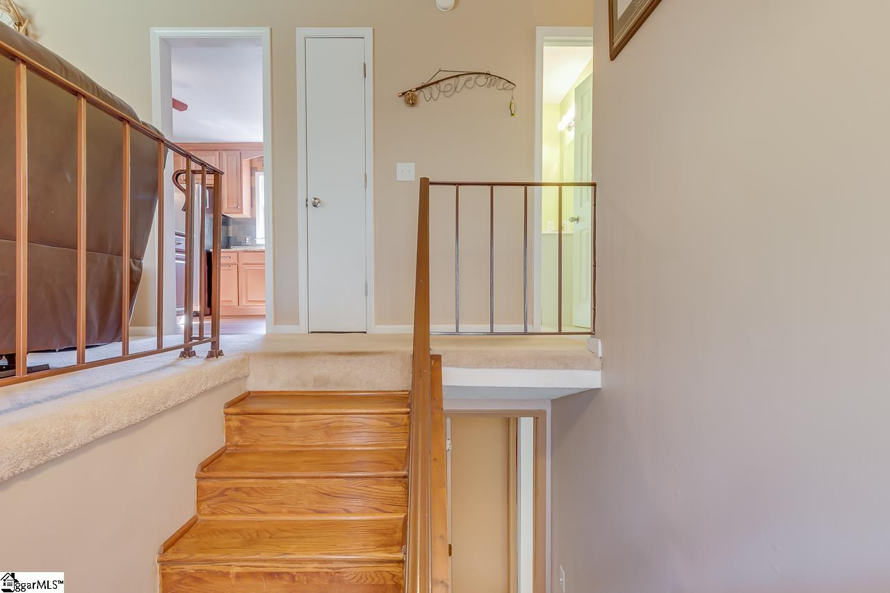 300 Rockingham Road Seneca, SC 29672 - Photo 6 of 36 Gallery Image 6