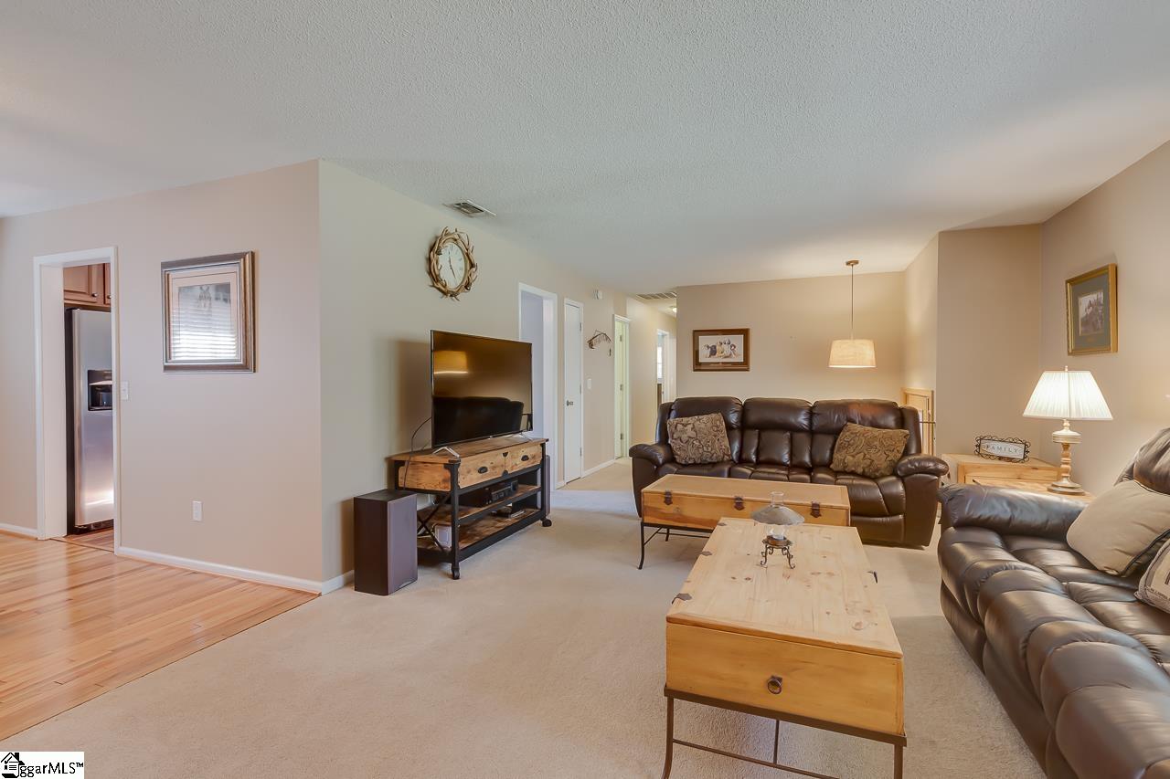 300 Rockingham Road Seneca, SC 29672 - Photo 9 of 36 Gallery Image 9