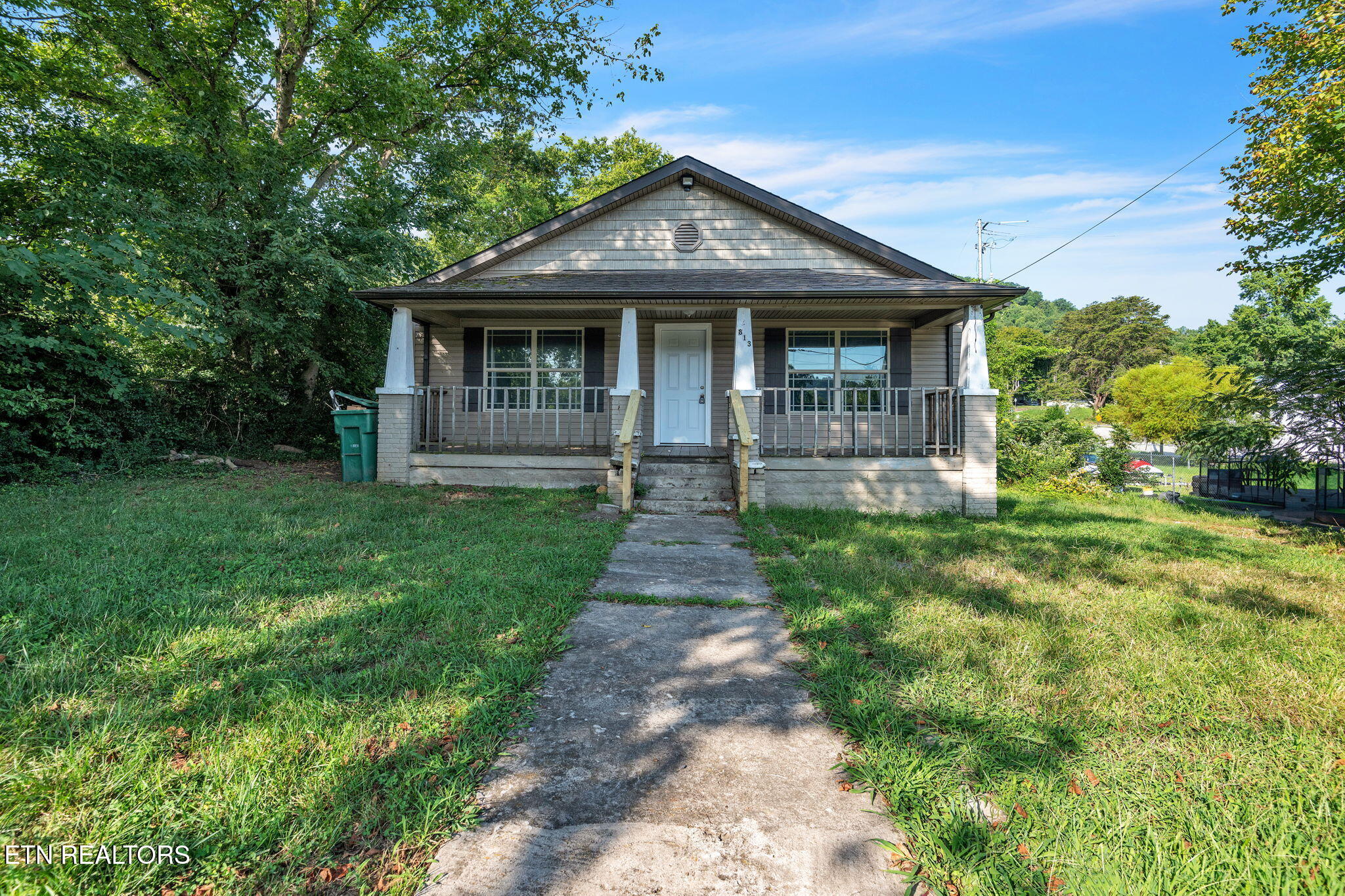 813 South Main Street Rocky Top, TN 37769 - Photo 2 of 17 16-web-or-mls-813 Main Street-5644