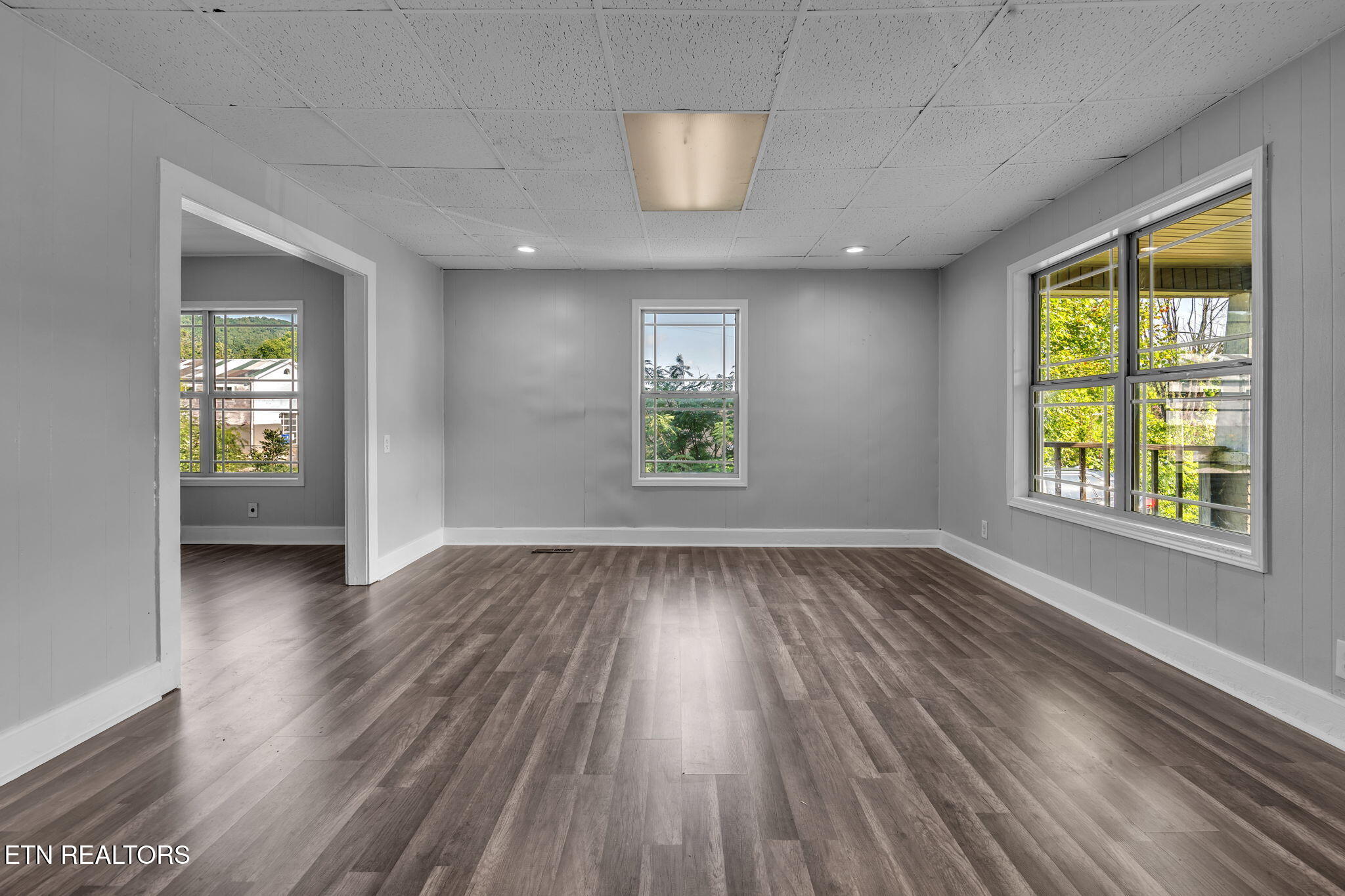 813 South Main Street Rocky Top, TN 37769 - Photo 7 of 17 2-web-or-mls-813 Main Street-5608