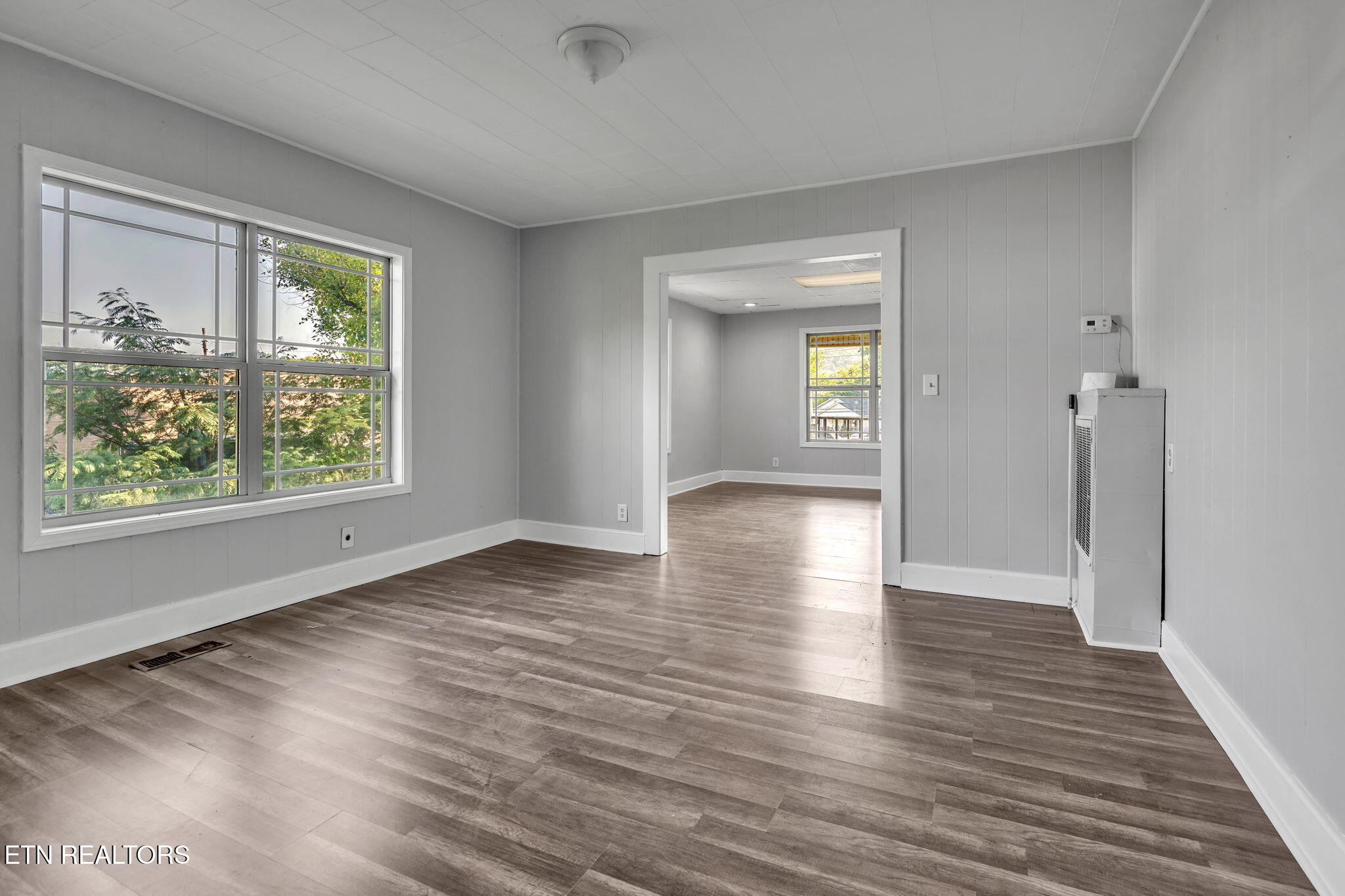 813 South Main Street Rocky Top, TN 37769 - Photo 8 of 17 4-web-or-mls-813 Main Street-5617