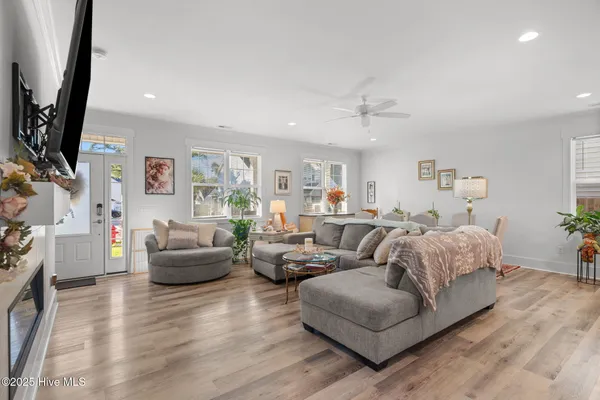 $474,900 | 6508 Oak Canopy Drive, Wilmington, NC 28409