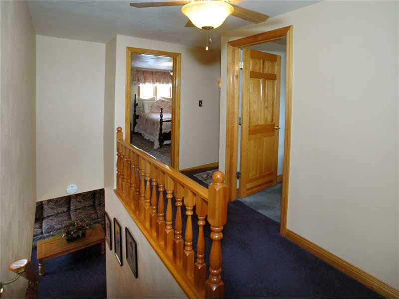 222 Seanor Road Irwin, PA 15642 - Photo 14 of 23 Interior Space/Layout.