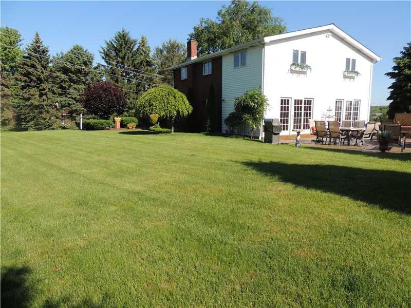 222 Seanor Road Irwin, PA 15642 - Photo 23 of 23 Yard/Garden.