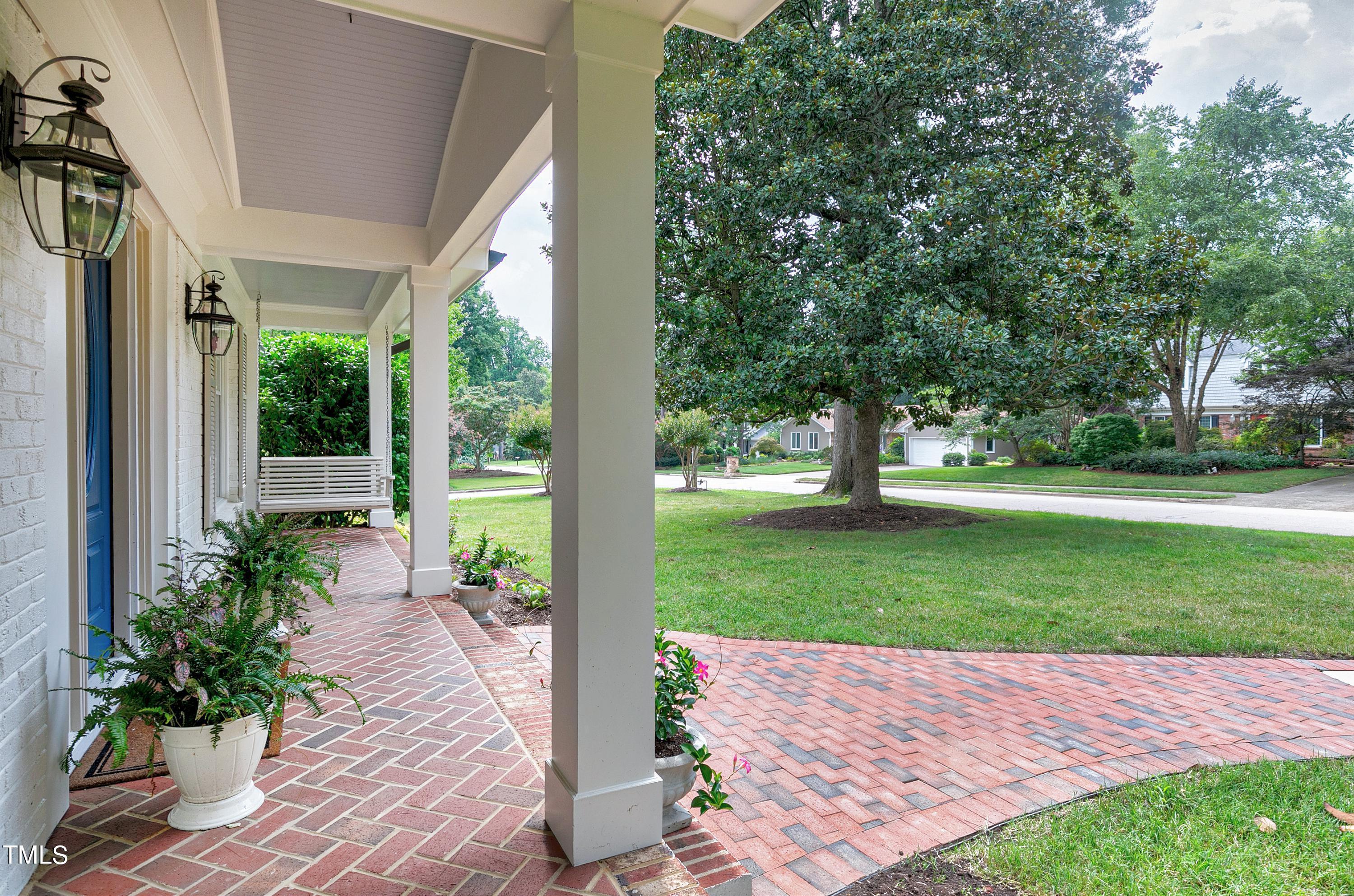 1413 Pony Run Road Raleigh, NC 27615 - Photo 5 of 70 Scene-4