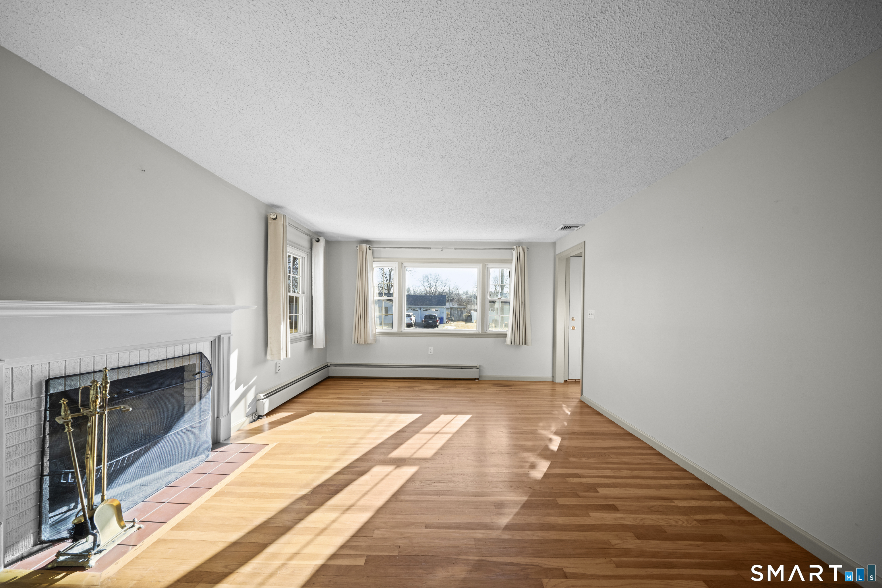 30 Jackson Street Windsor Locks, CT 06096 - Photo 13 of 38