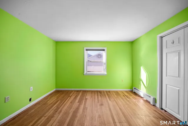 $327,900 | 30 Jackson Street, Windsor Locks, CT 06096