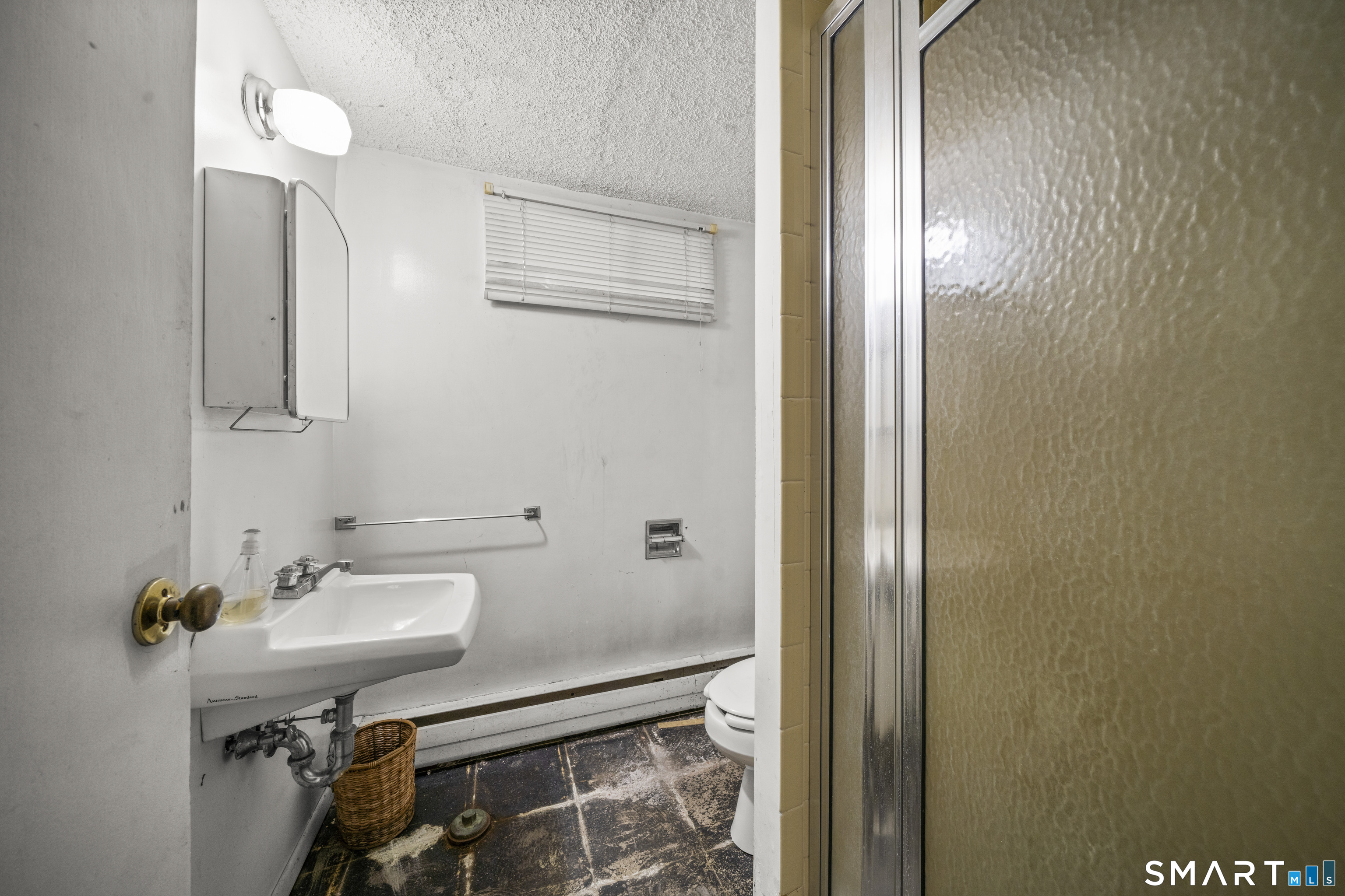 30 Jackson Street Windsor Locks, CT 06096 - Photo 22 of 38