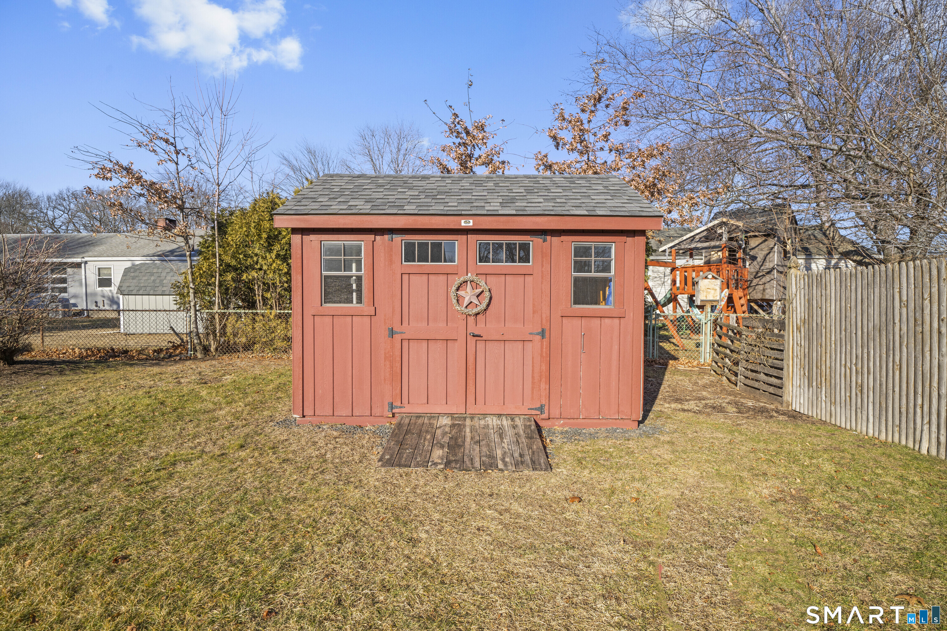 30 Jackson Street Windsor Locks, CT 06096 - Photo 28 of 38