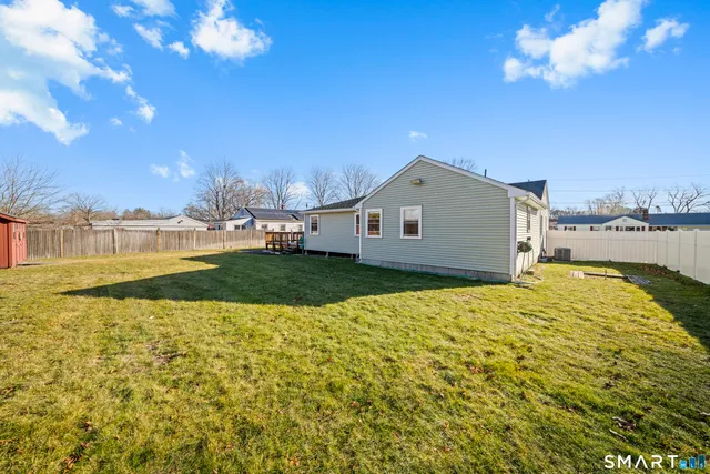 $327,900 | 30 Jackson Street, Windsor Locks, CT 06096