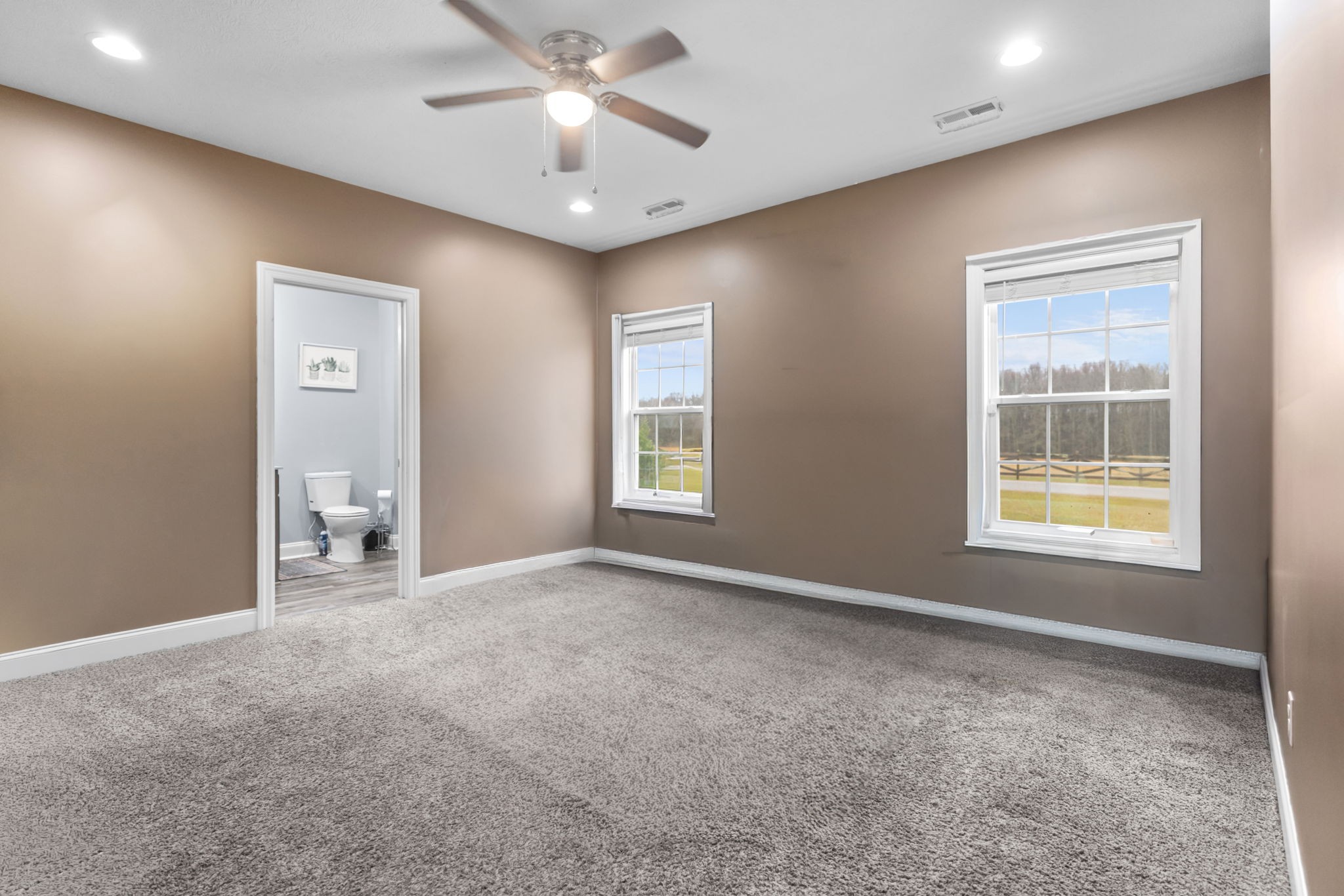 22 Hickory Drive Manchester, TN 37355 - Photo 14 of 37 a view of an empty room with a window