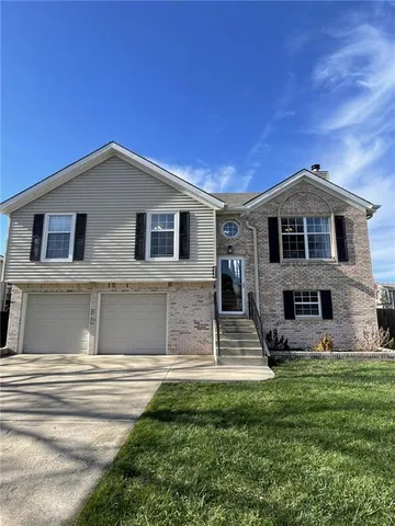 $335,000 | 203 Northwest 112 Terrace, Kansas City, MO 64155