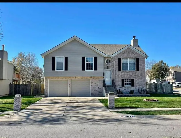 $335,000 | 203 Northwest 112 Terrace, Kansas City, MO 64155
