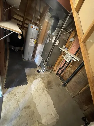 $329,999 | 203 Northwest 112 Terrace, Kansas City, MO 64155