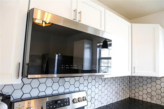 $335,000 | 203 Northwest 112 Terrace, Kansas City, MO 64155