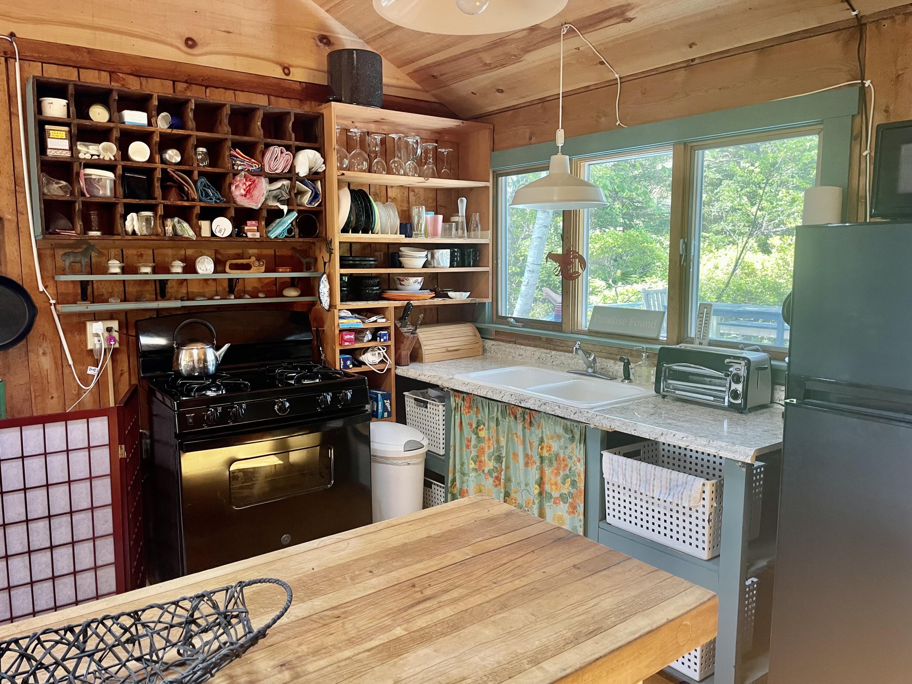 3 Foote Hill Road Vinalhaven, ME 04863 - Photo 17 of 27 IMG_9072
