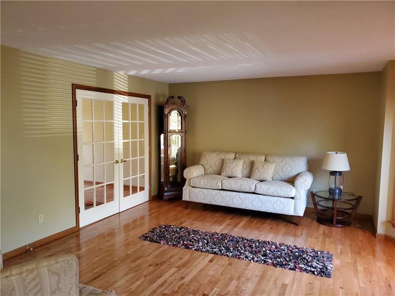 2907 Bryer Ridge Drive Export, PA 15632 - Photo 16 of 24 Livingroom