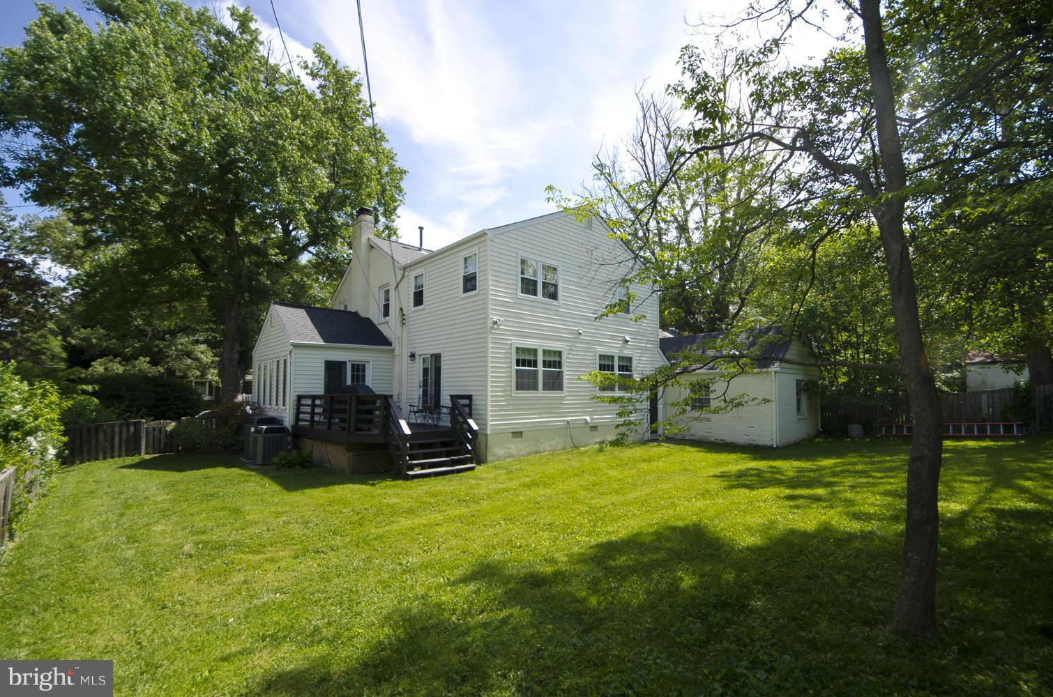 4924 34th Road North Arlington, VA 22207 - Photo 25 of 27 Exterior (Rear)