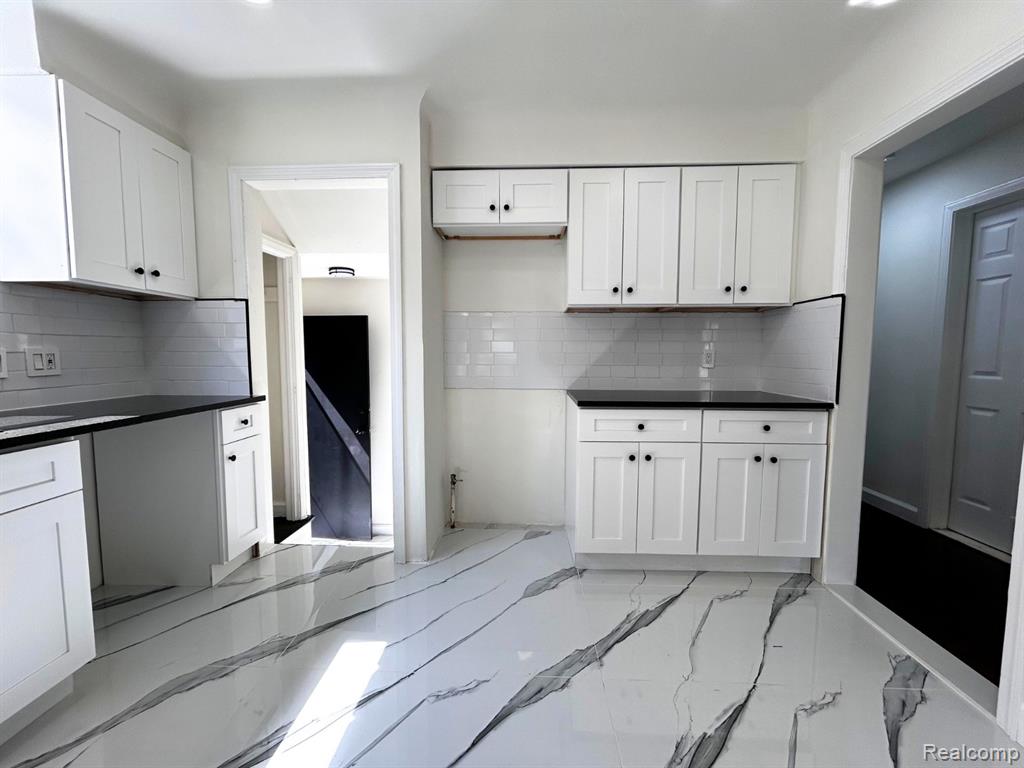 10029 Balfour Road Detroit, MI 48224 - Photo 19 of 34 Gallery Image 19