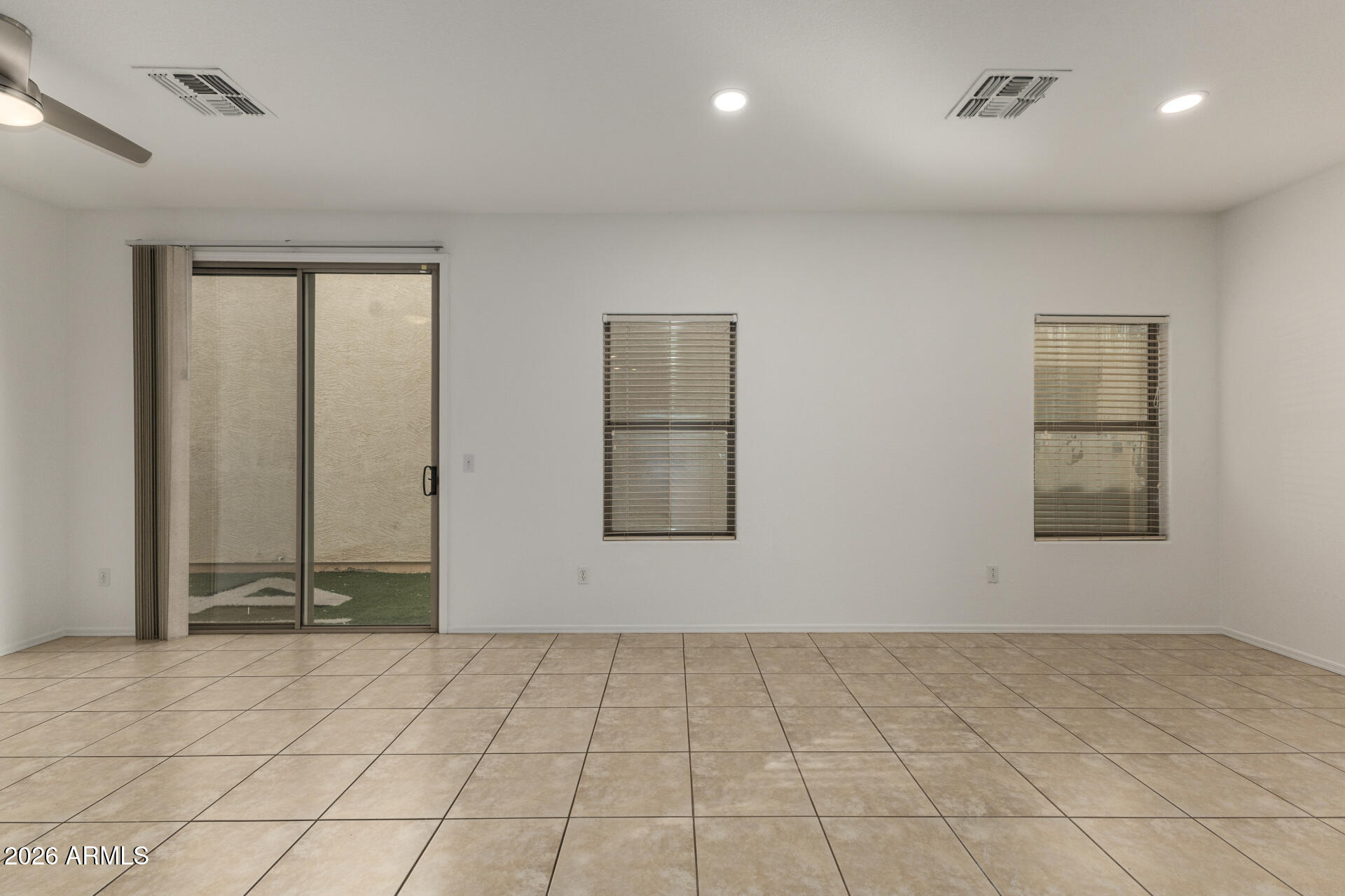 3832 East Jasper Drive Gilbert, AZ 85296 - Photo 8 of 37 06 Jasper