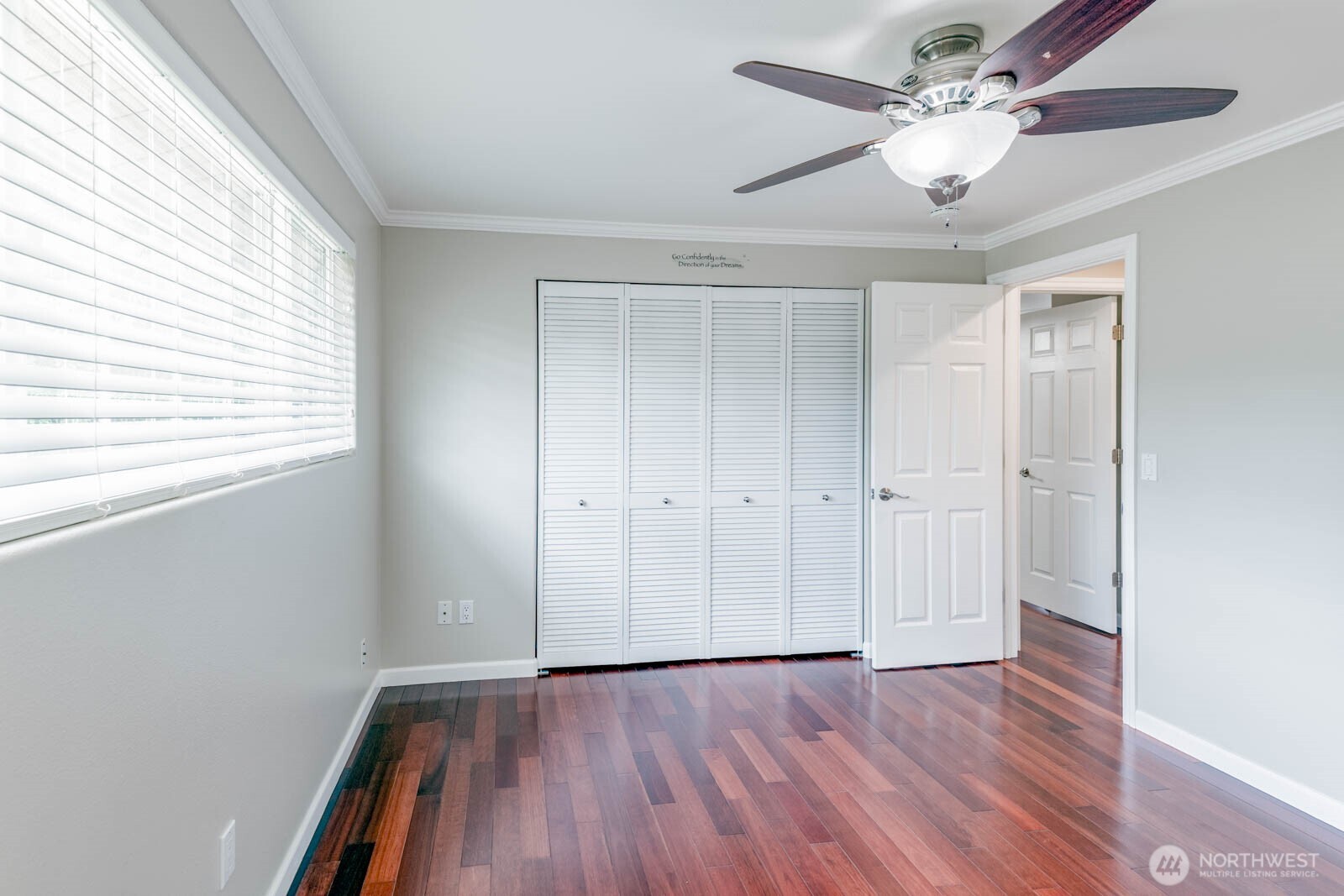 5207 Erlands Point Road Northwest Bremerton, WA 98312 - Photo 23 of 37